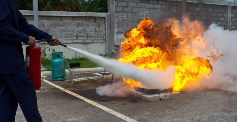 Extinguisher 2